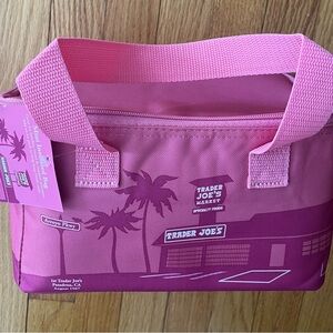 NWT 2025 new pink Trader Joe’s mini lunch bag!